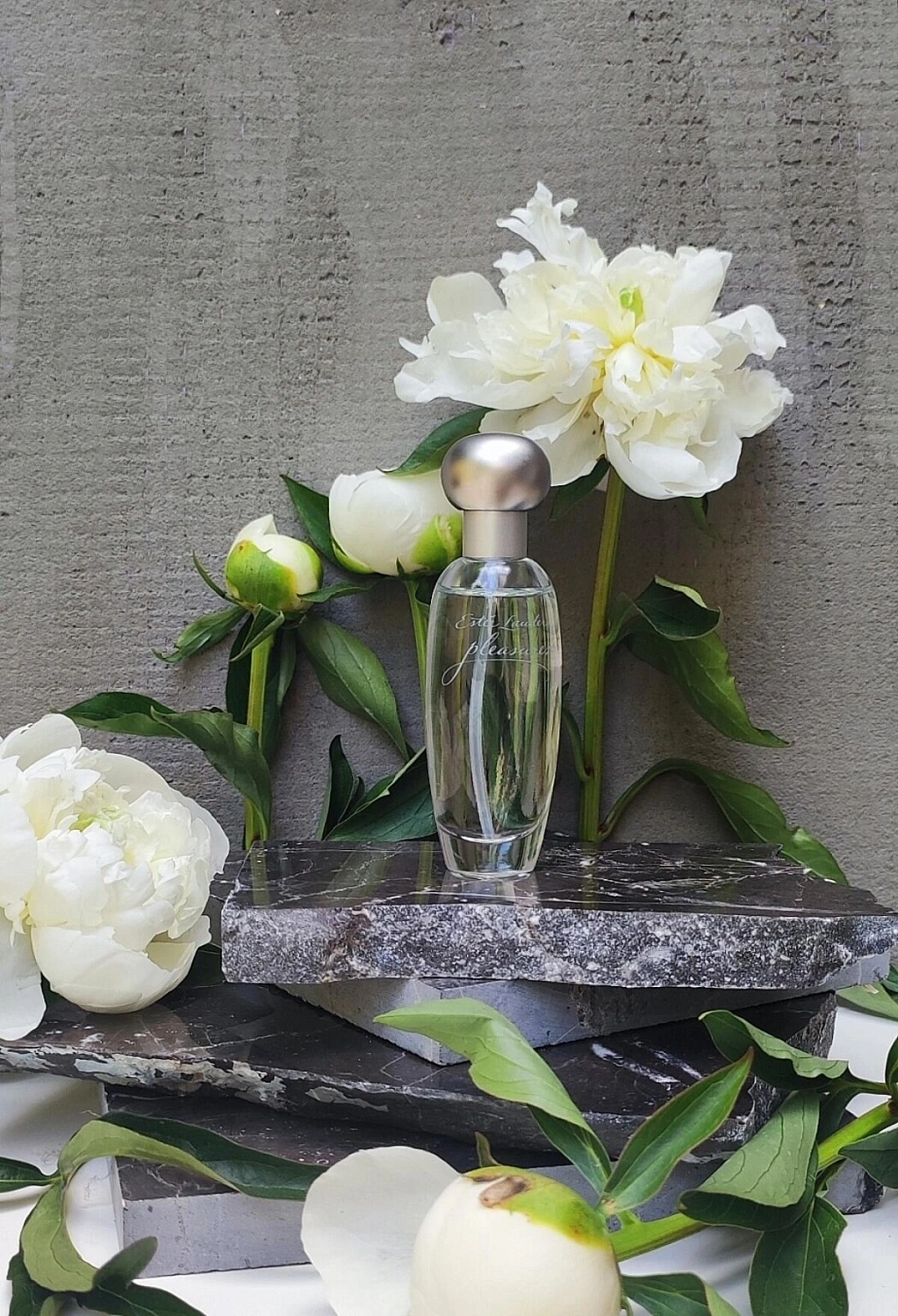 Estee Lauder Pleasures