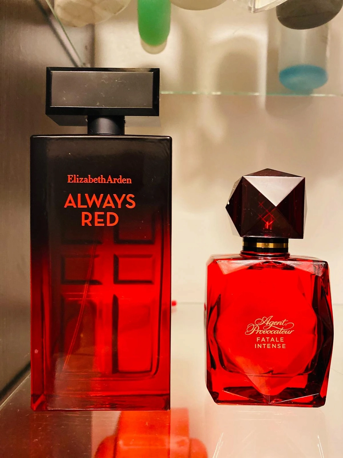 Elizabeth Arden Always Red