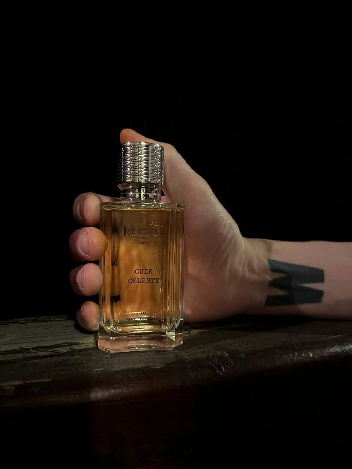 Ex Nihilo Cuir Celeste Par Mathieu Cesar