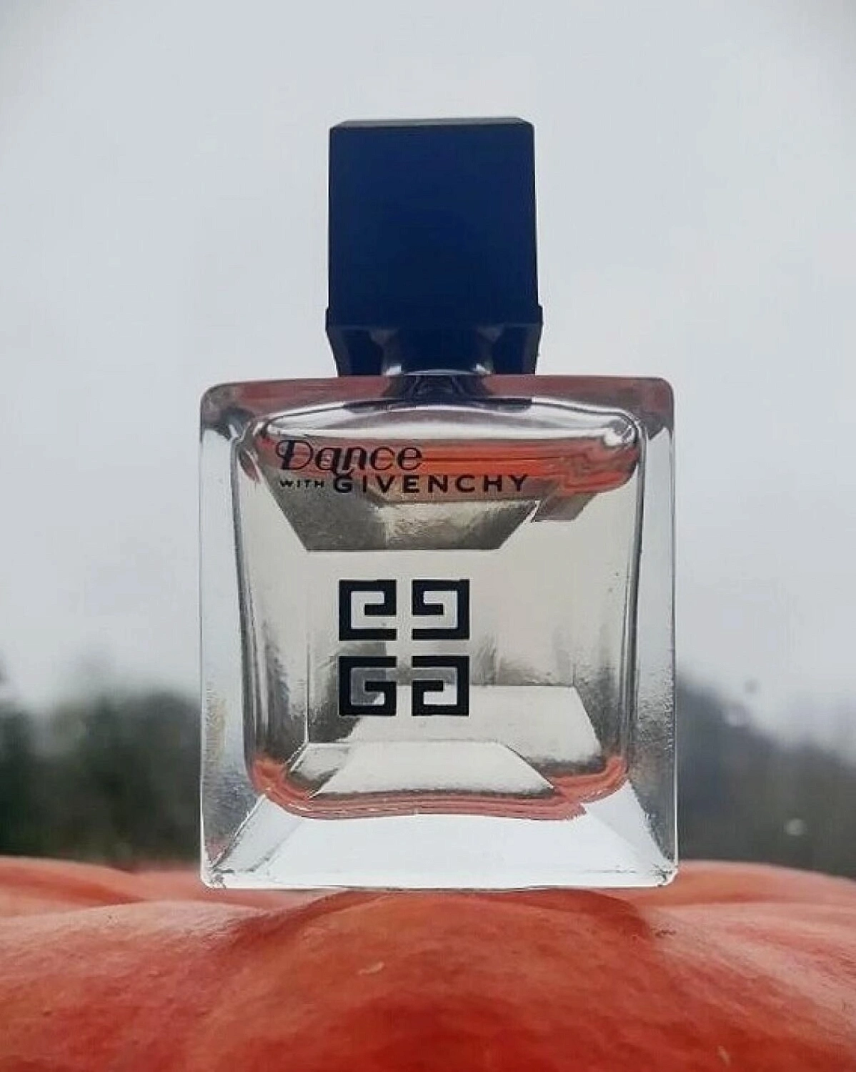 Dance with Givenchy Dance with Givenchy