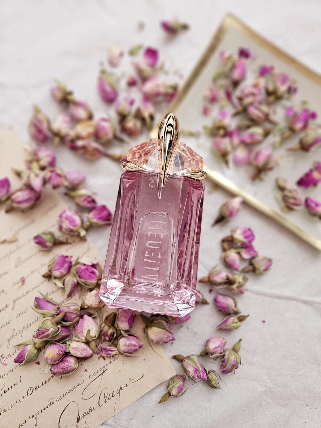 MUGLER Alien Flora Futura