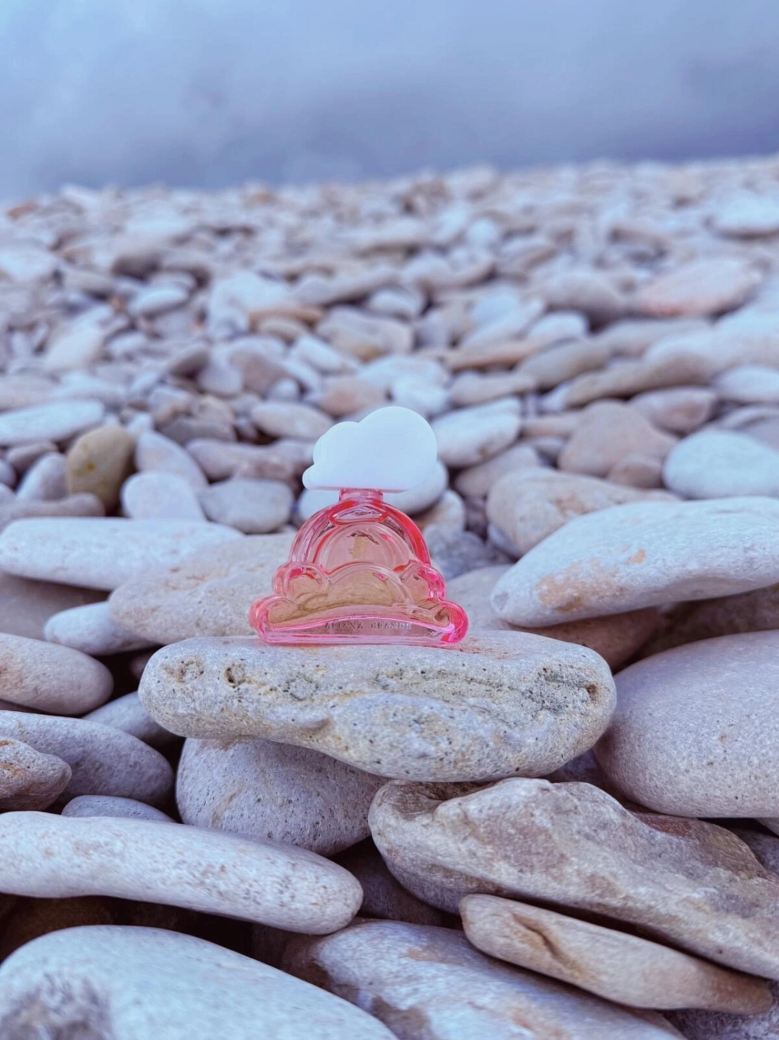 Ariana Grande Cloud Pink