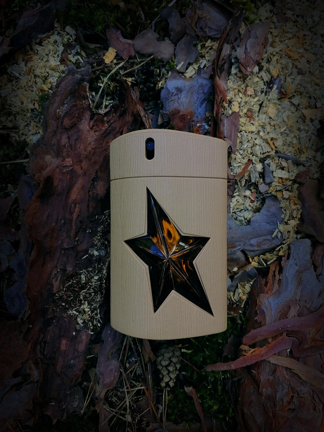 MUGLER A Men Pure Wood MUGLER A Men Pure Wood