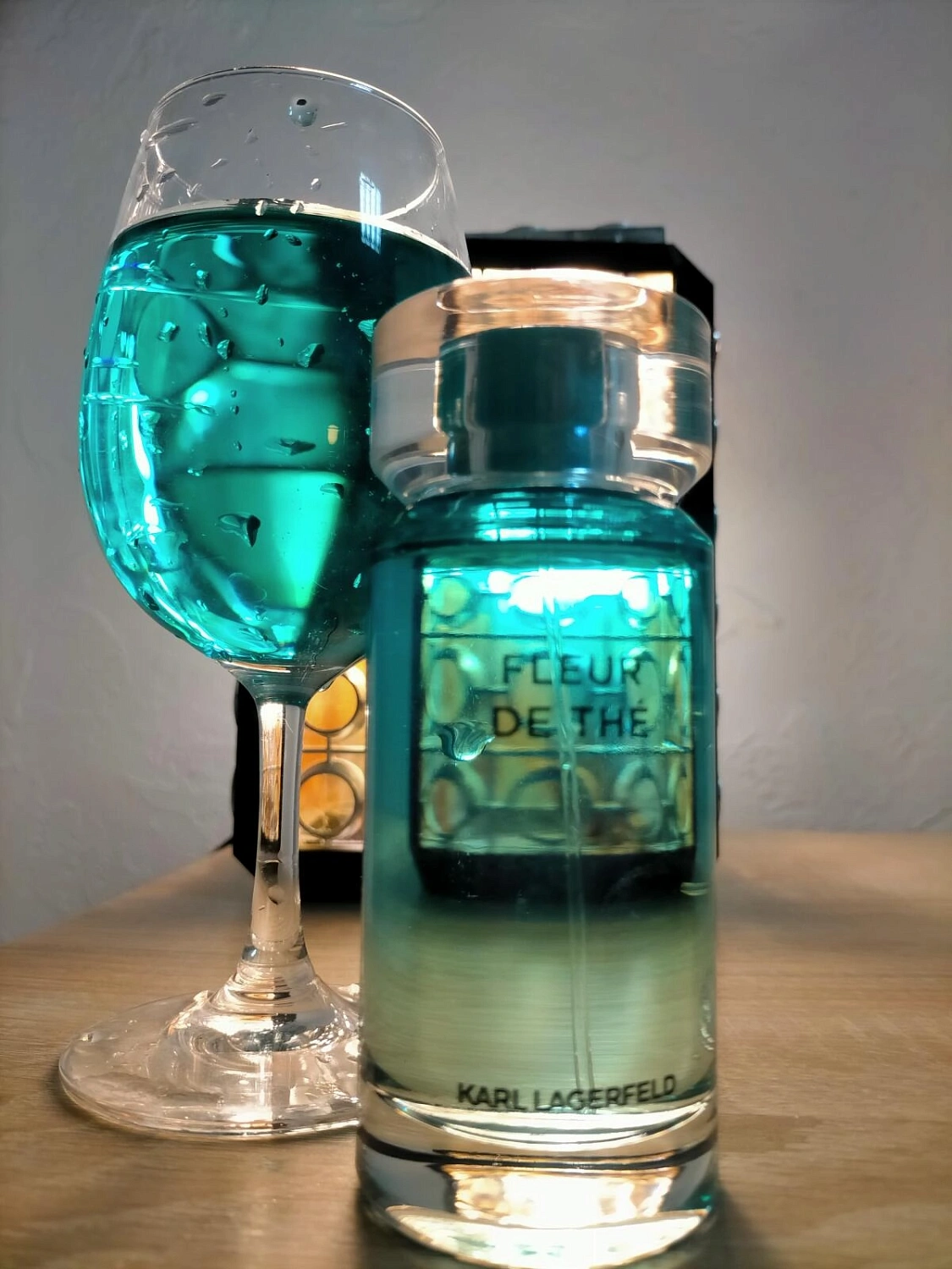 Karl Lagerfeld Fleur De The