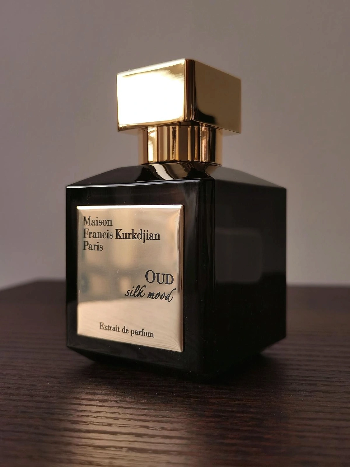Maison Francis Kurkdjian Oud Silk Mood Extrait de parfum Maison Francis Kurkdjian Oud Silk Mood Extrait de parfum