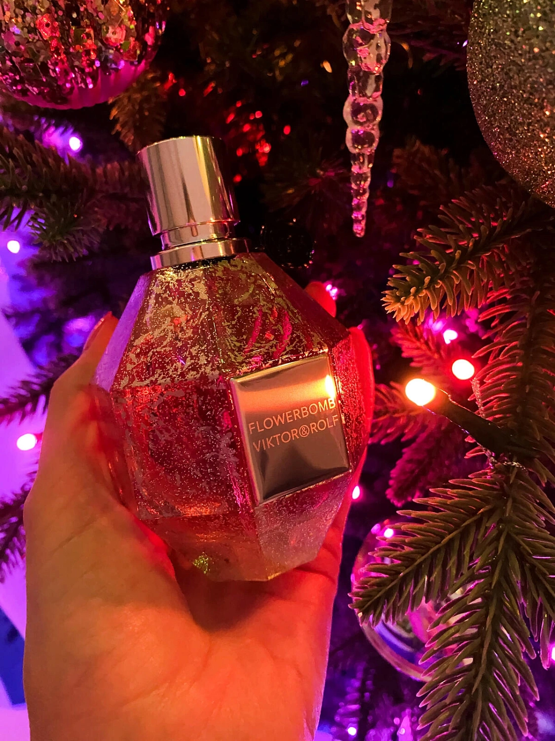 Viktor & Rolf Flowerbomb Frozen Flower Viktor & Rolf Flowerbomb Frozen Flower