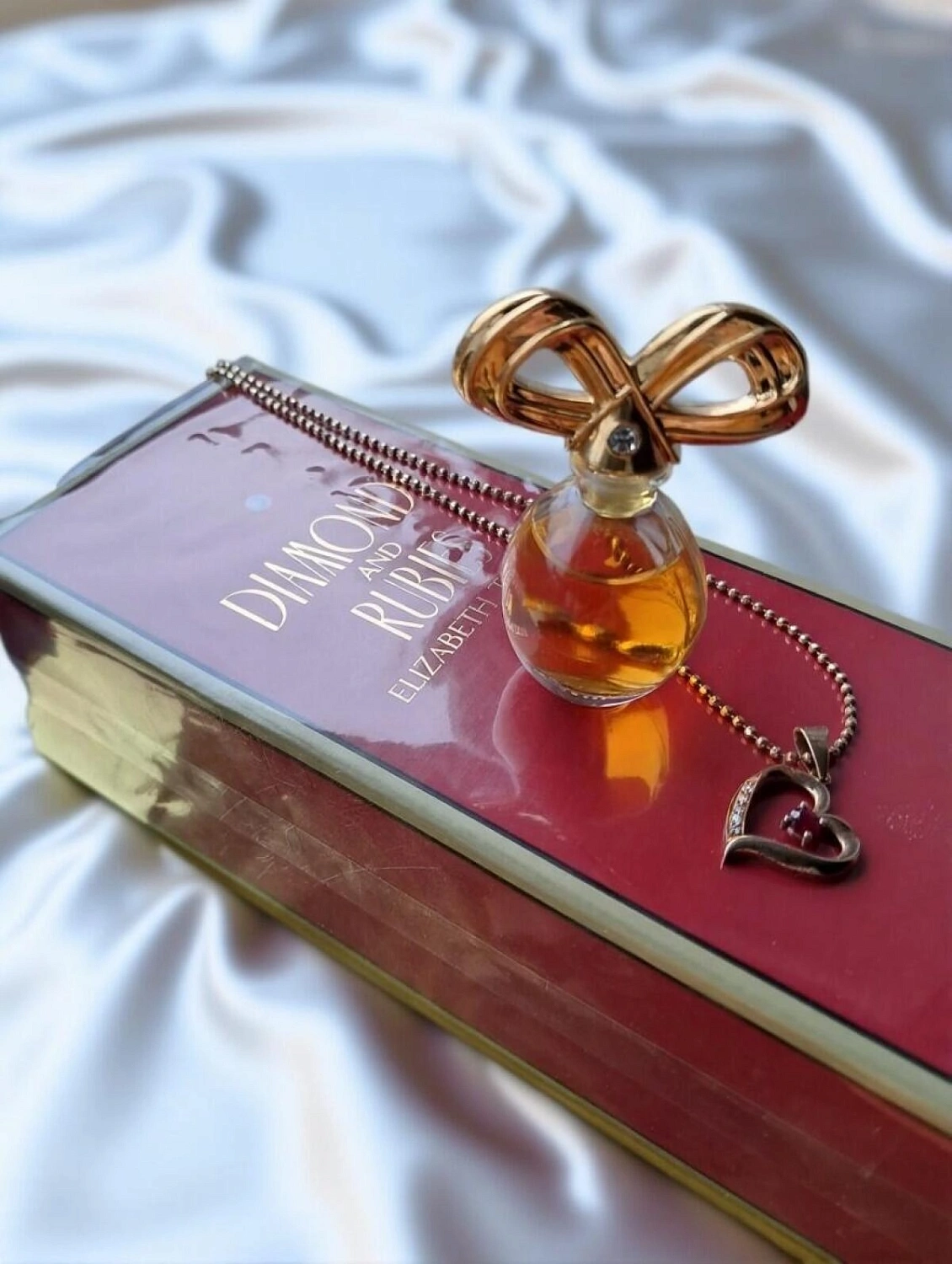 Elizabeth Taylor White Diamonds