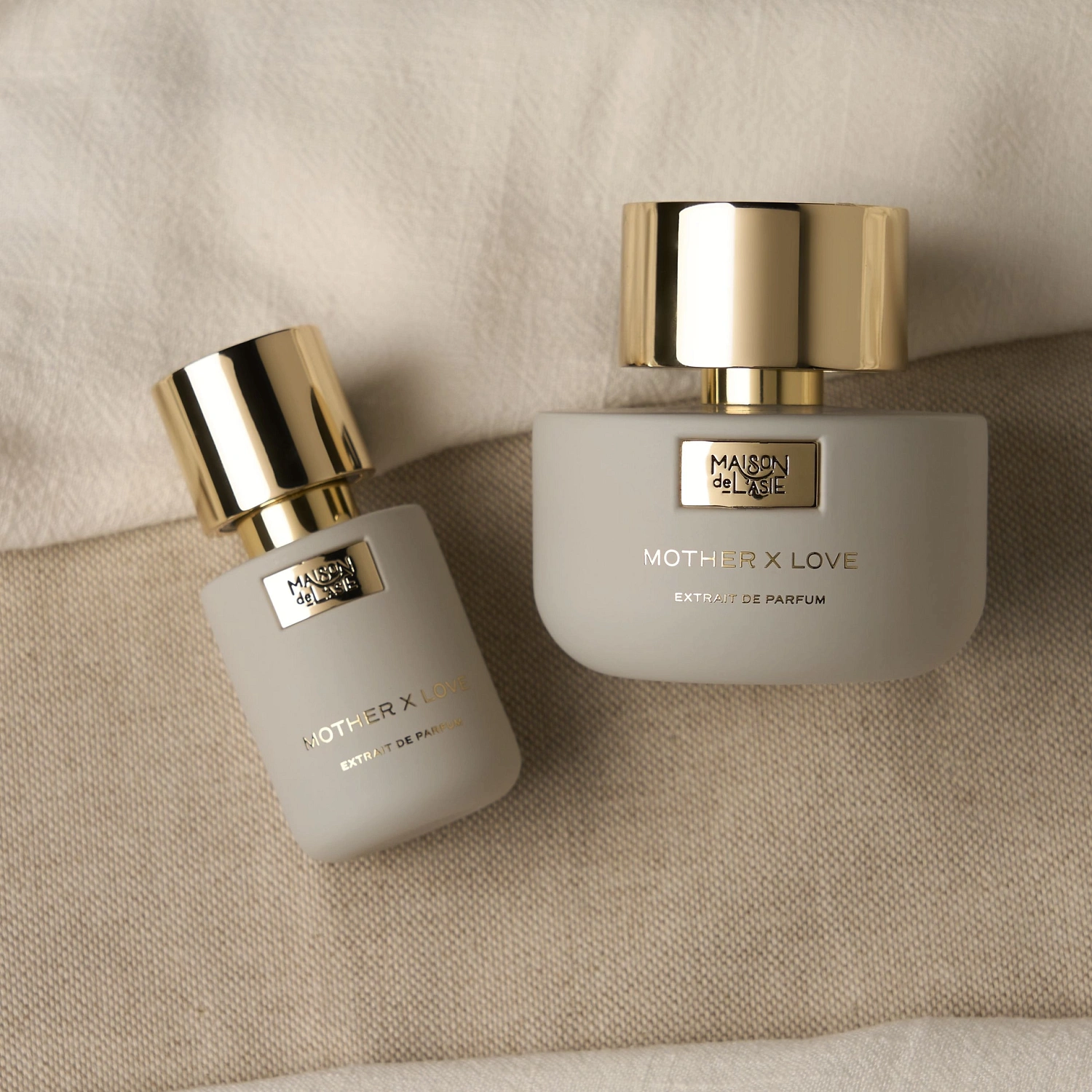 Maison de L'Asie Mother x Love Maison de L'Asie Mother x Love