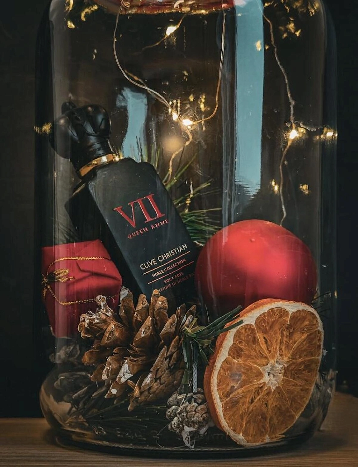 Clive Christian VII Queen Anne Rock Rose