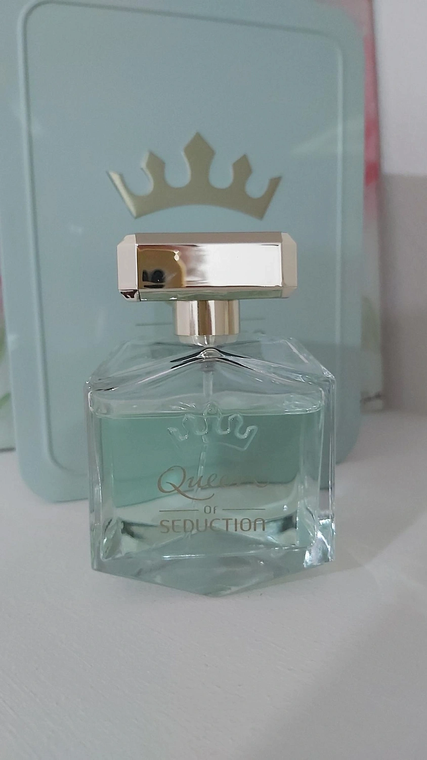 Antonio Banderas Queen of Seduction