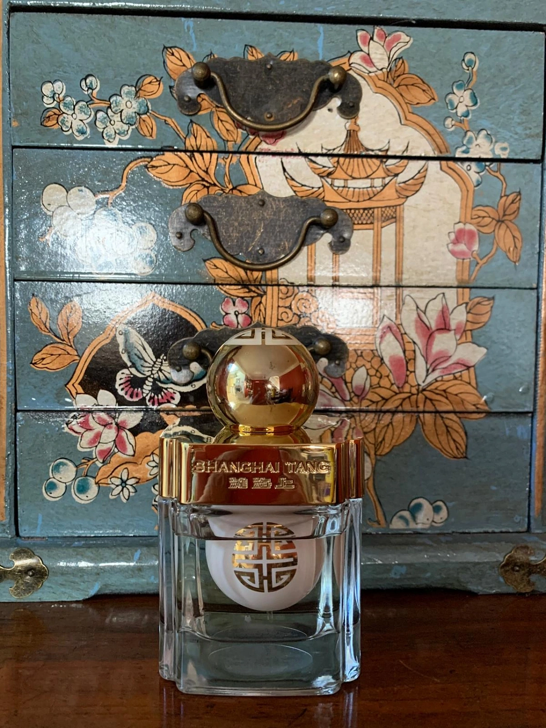 Shanghai Tang Gold Lily