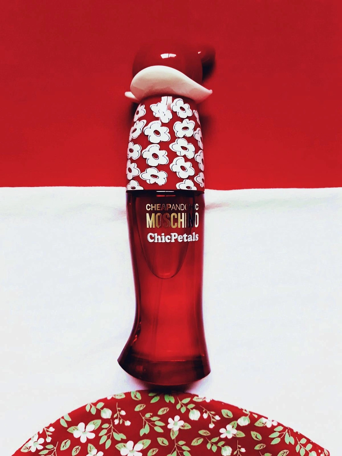 Moschino Cheap & Chic Chic Petals