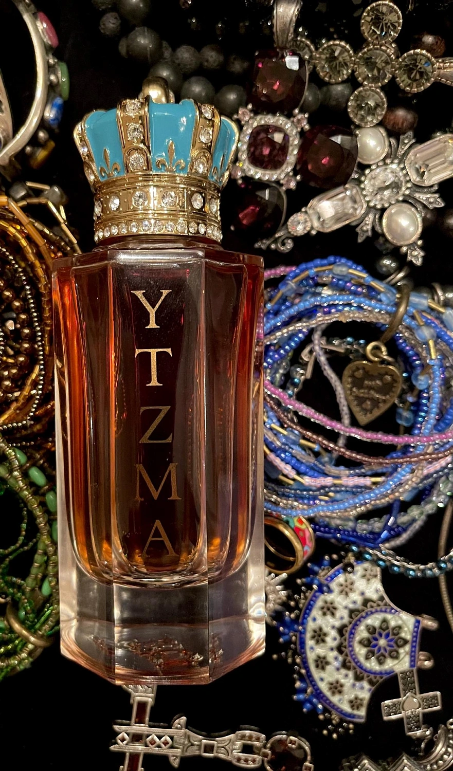 Royal Crown Ytzma Royal Crown Ytzma