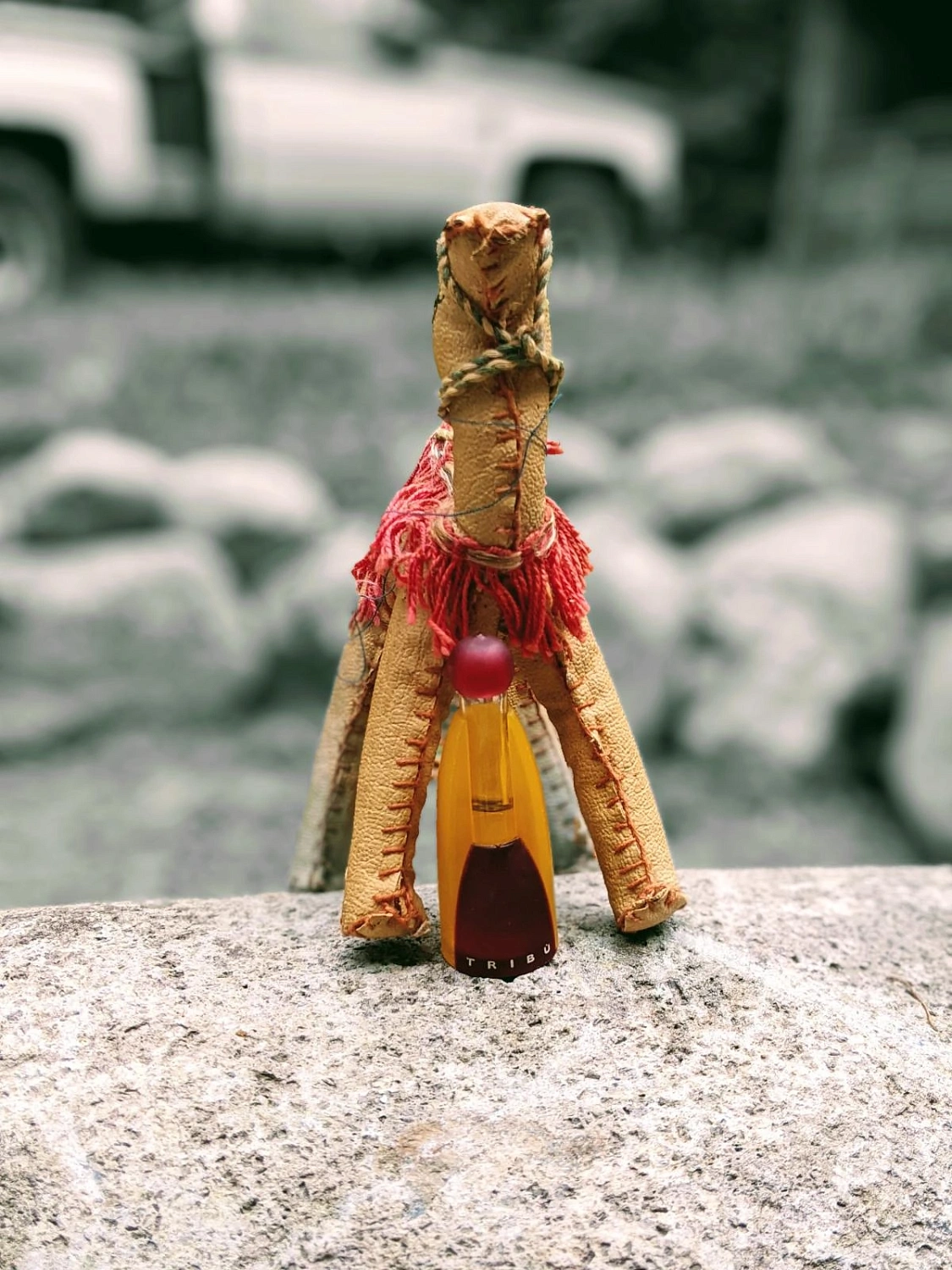 UNITED COLORS OF BENETTON Tribu