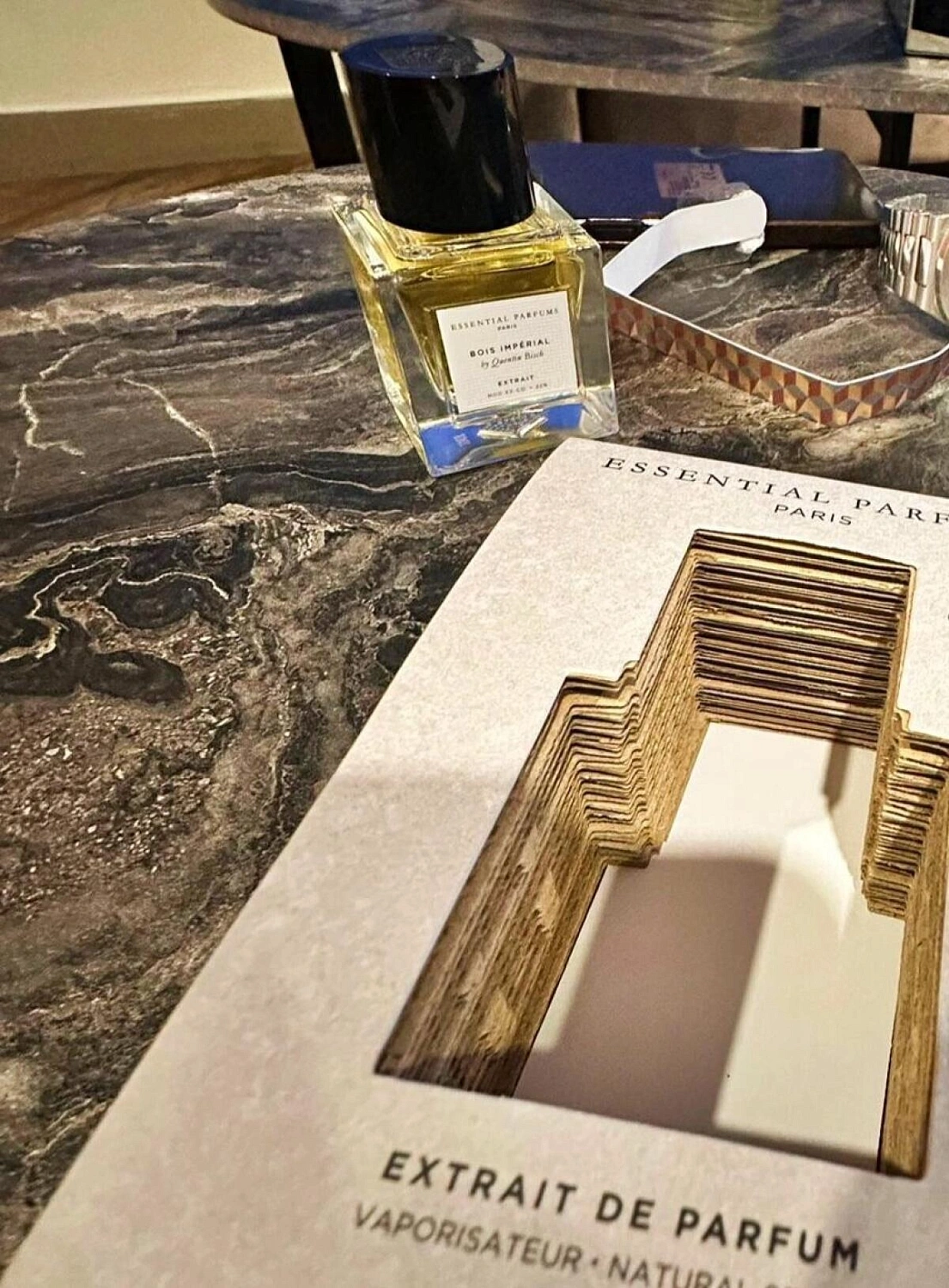 Essential Parfums Bois Imperial Extrait