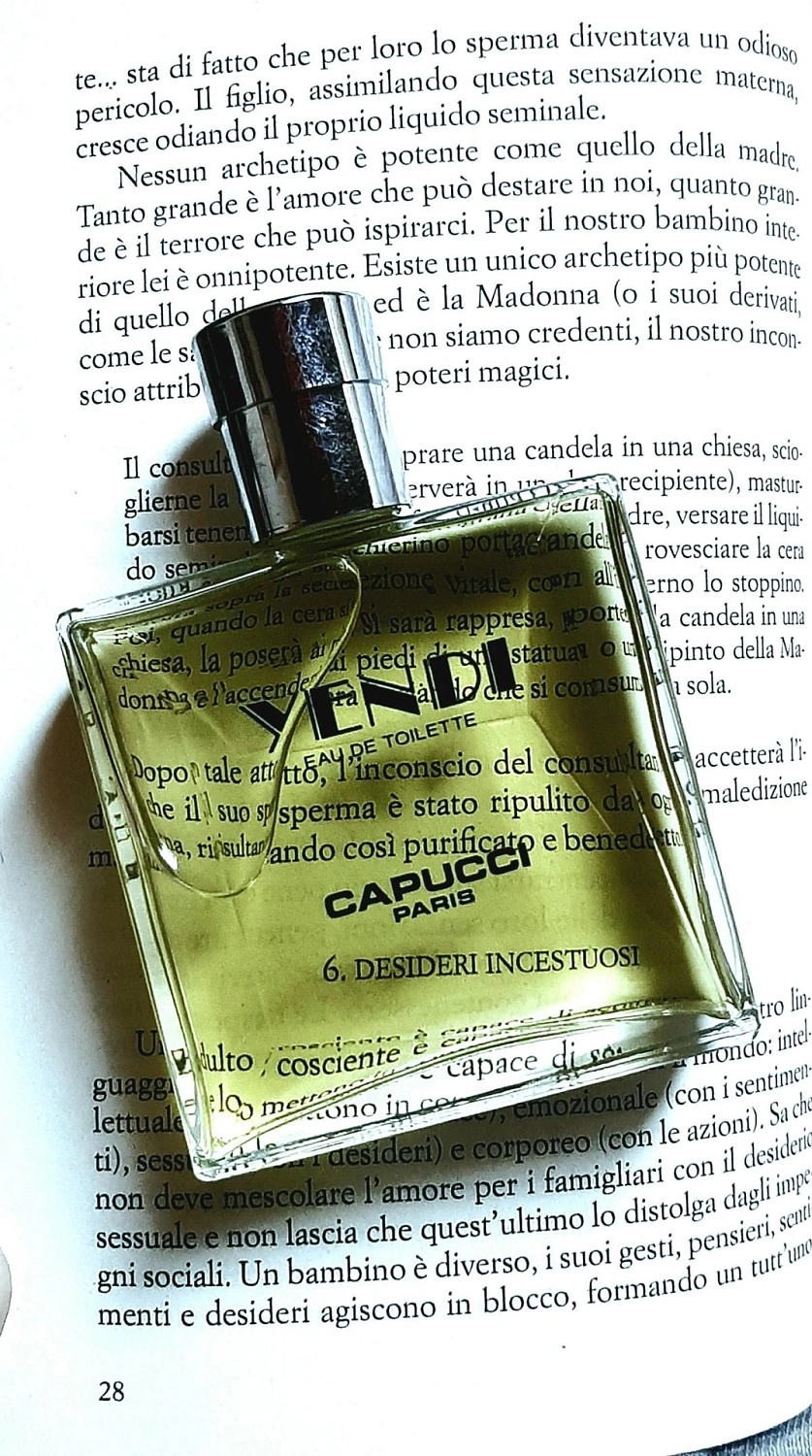 Roberto Capucci Yendi