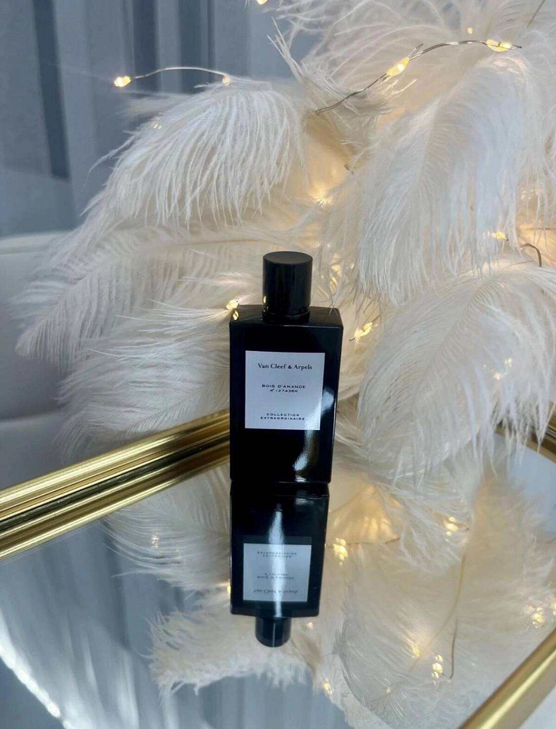 Van Cleef & Arpels Collection Extraordinaire Bois d'Amande Van Cleef & Arpels Collection Extraordinaire Bois d'Amande