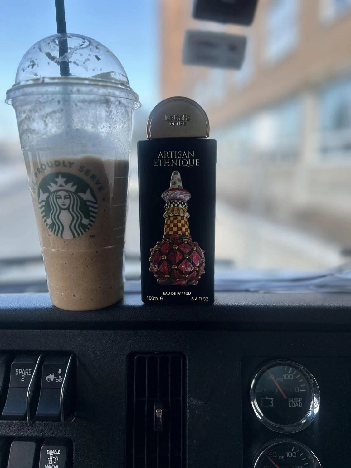 Lattafa Artisan Ethnique