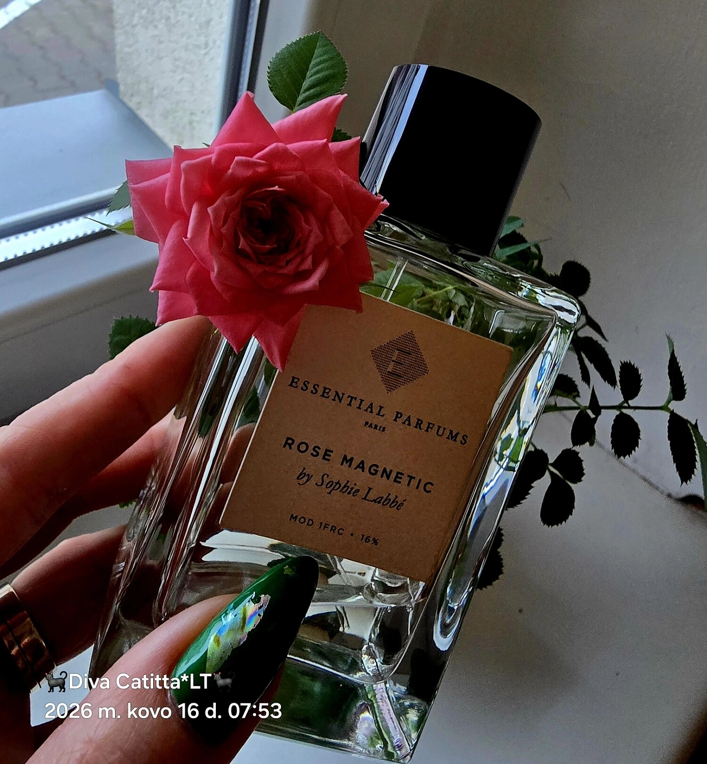 Essential Parfums Rose Magnetic