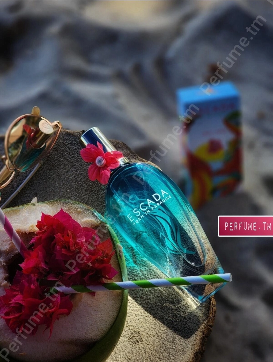 Escada Born in Paradise