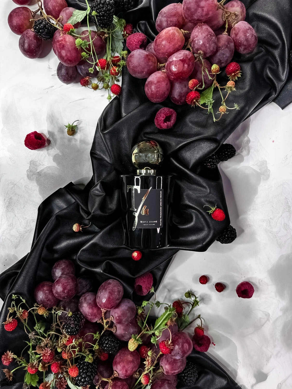 Teatro Fragranze Uniche Black Divine Teatro Fragranze Uniche Black Divine