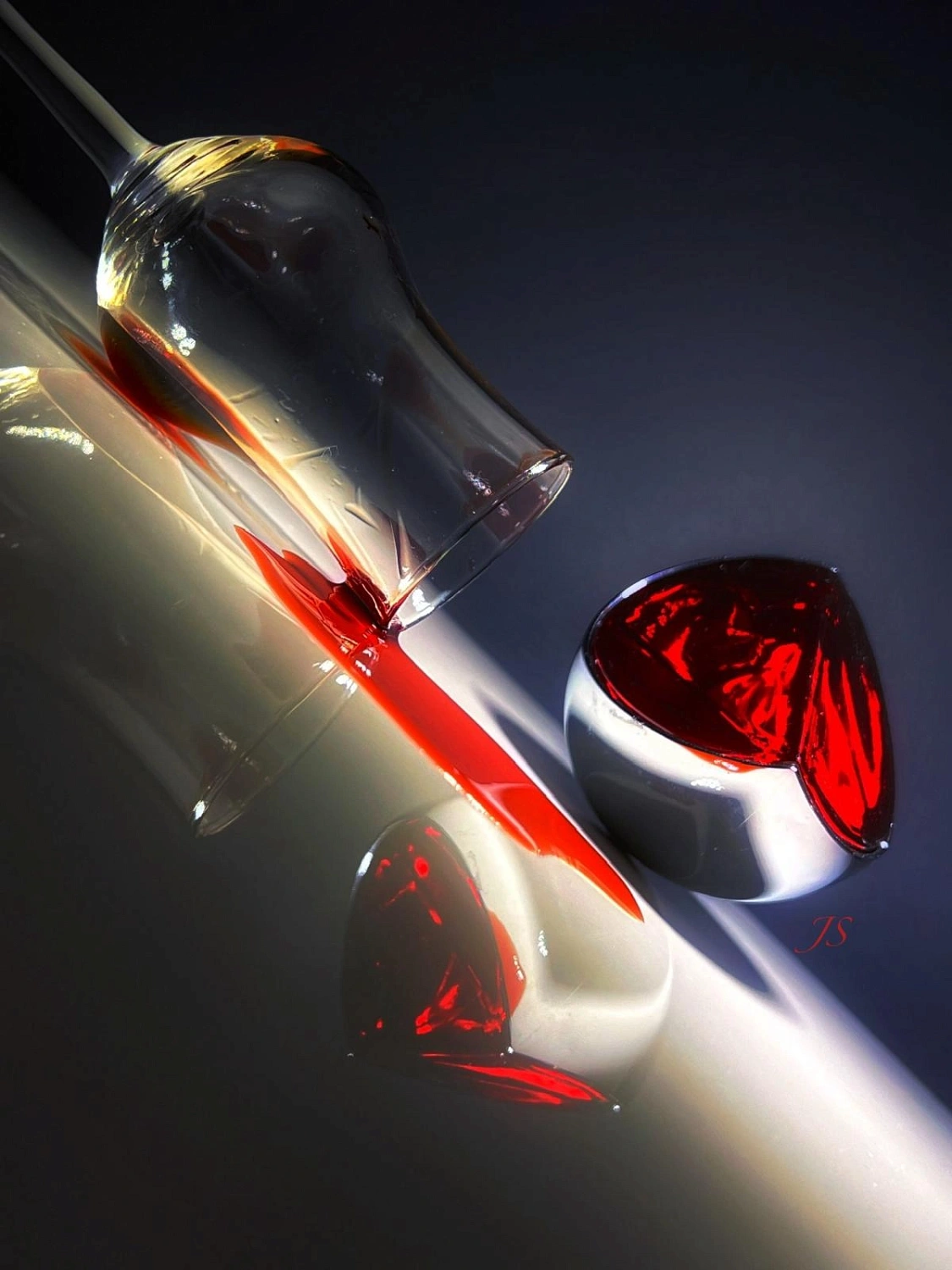 Alexander McQueen Kingdom