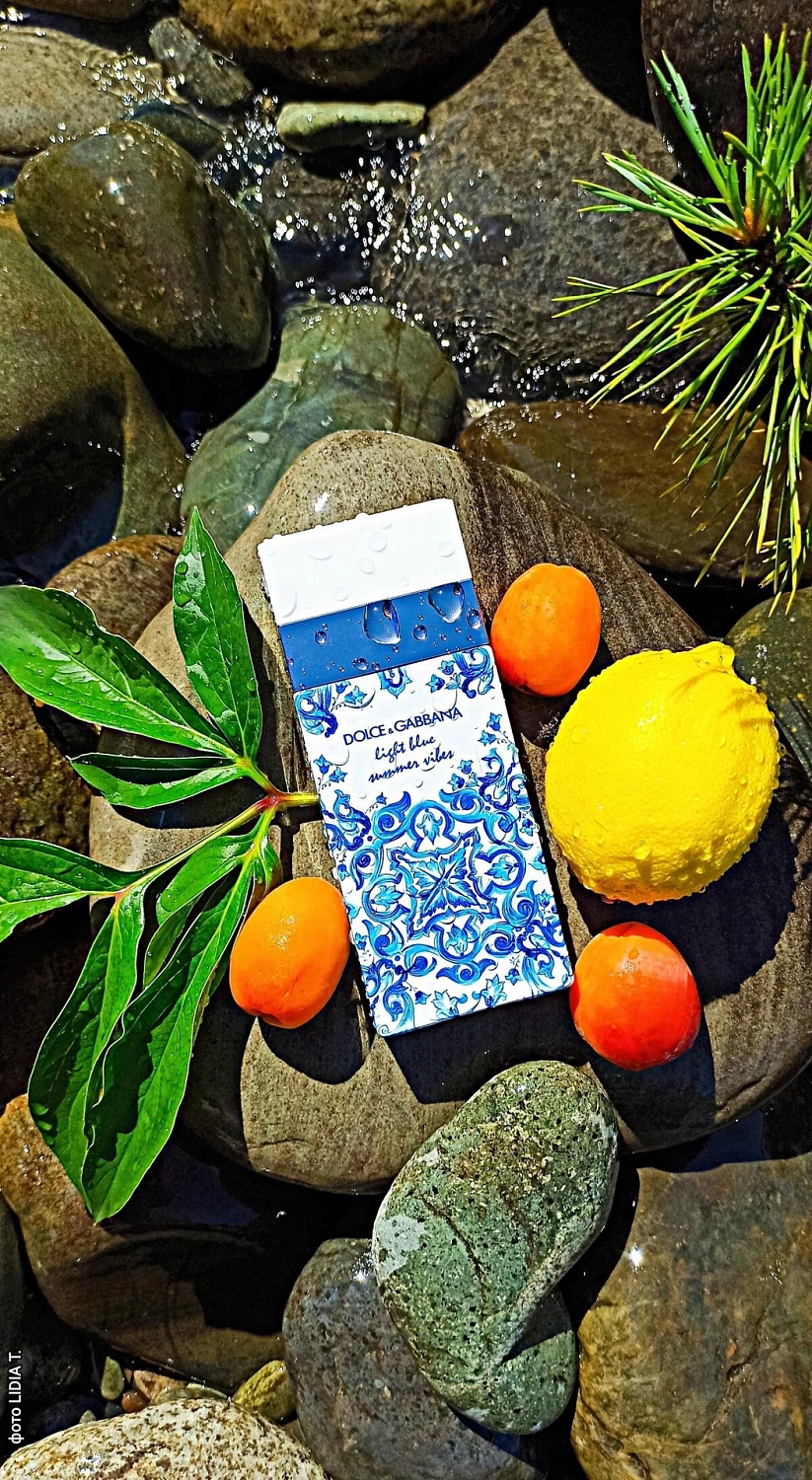 DOLCE & GABBANA Light Blue Summer Vibes DOLCE & GABBANA Light Blue Summer Vibes