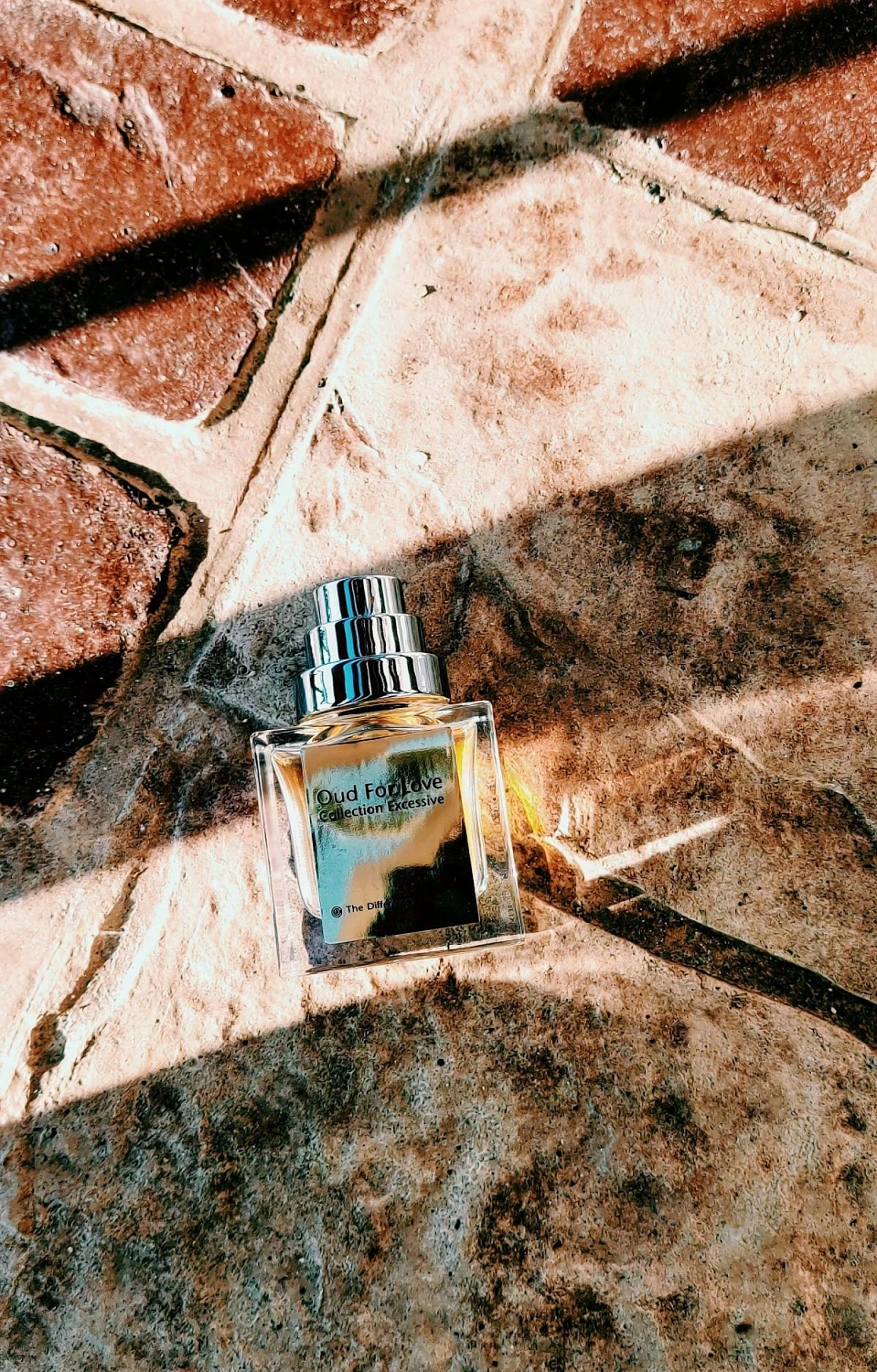 The Different Company Oud for Love