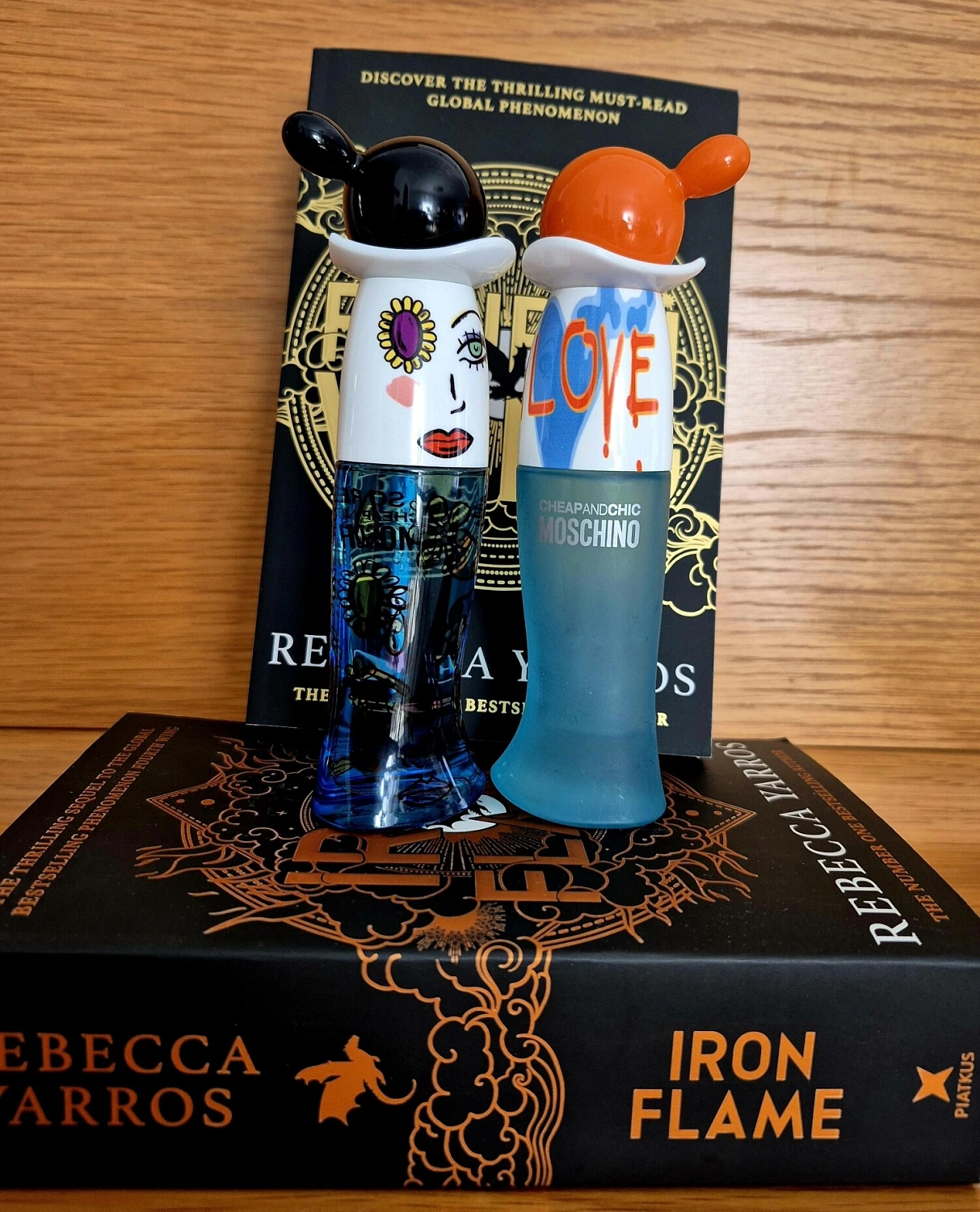 Moschino So Real Cheap & Chic