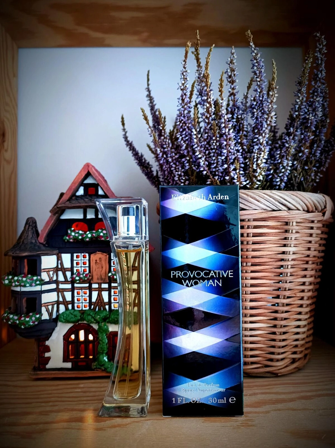 Elizabeth Arden Provocative Women