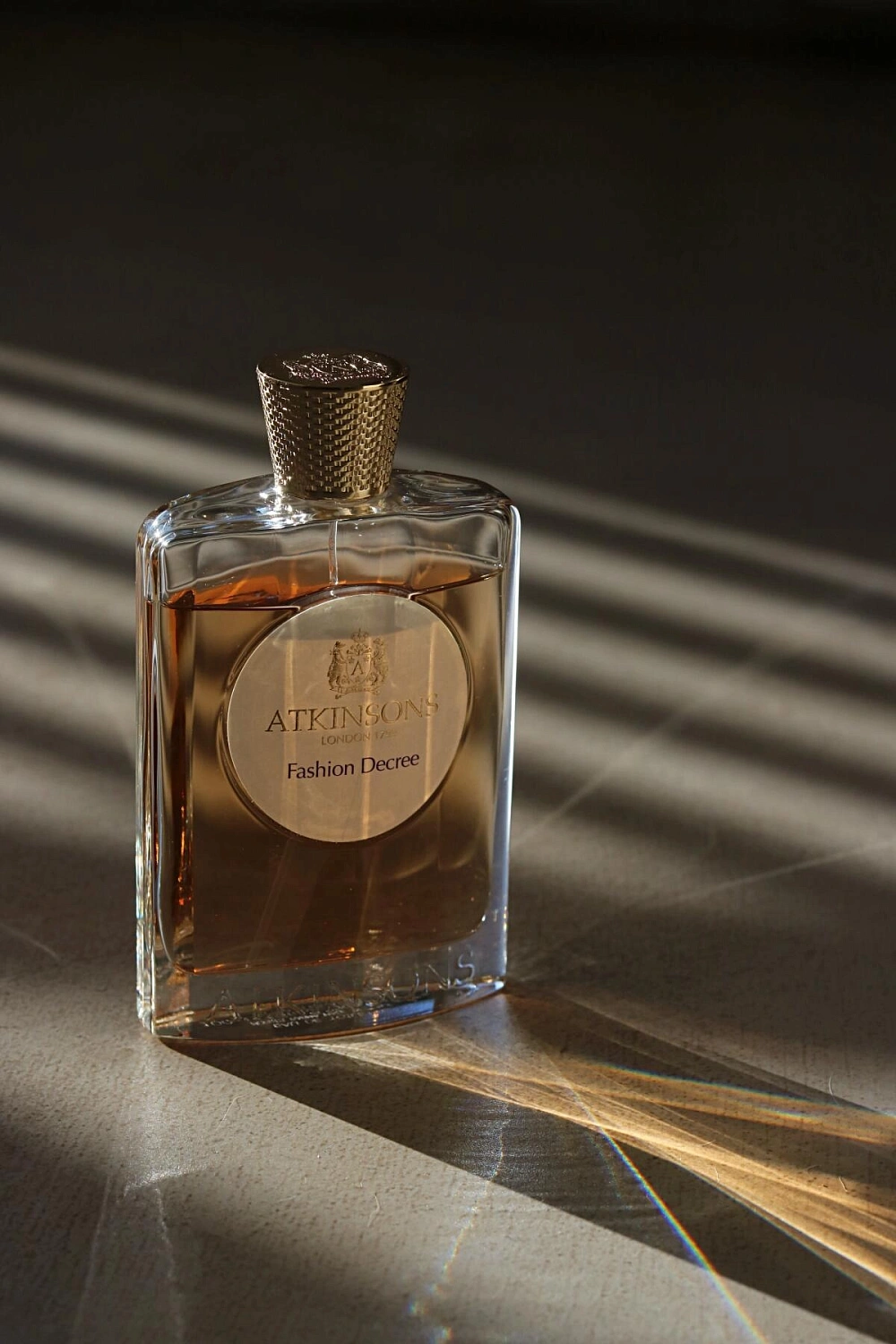 Atkinsons of London Fashion Decree Woman Atkinsons of London Fashion Decree Woman