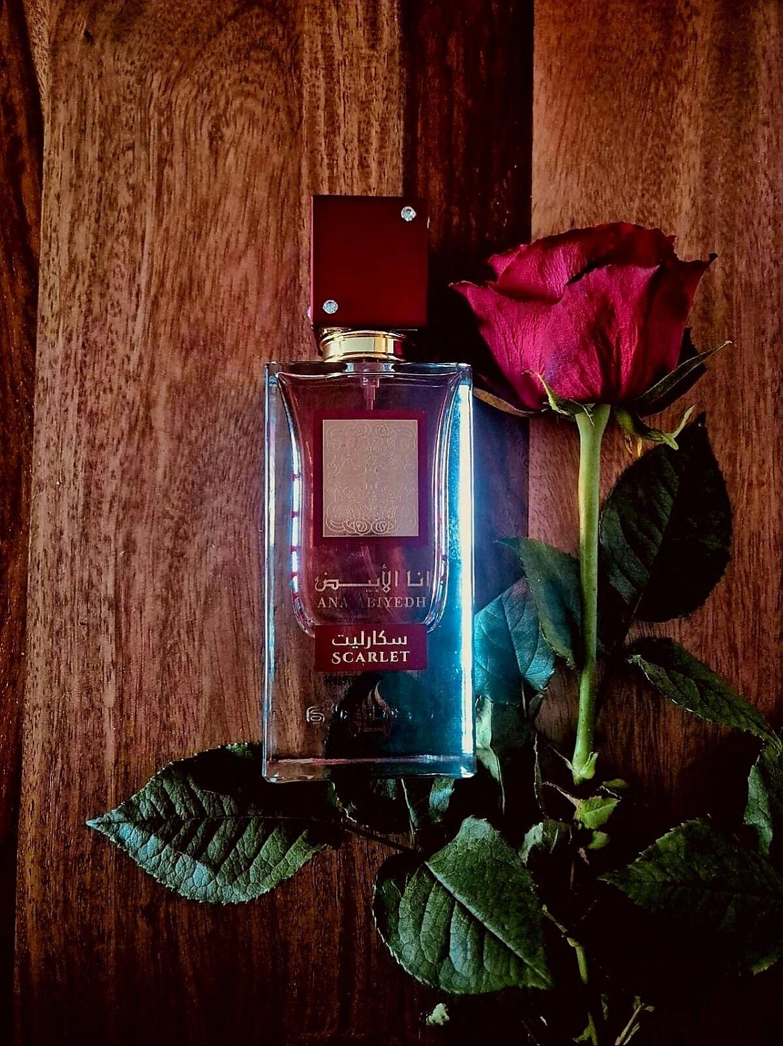 Lattafa Ana Abiyedh Scarlet