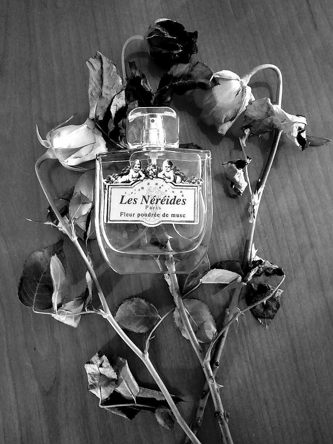 Les Nereides Fleur Poudree De Musc