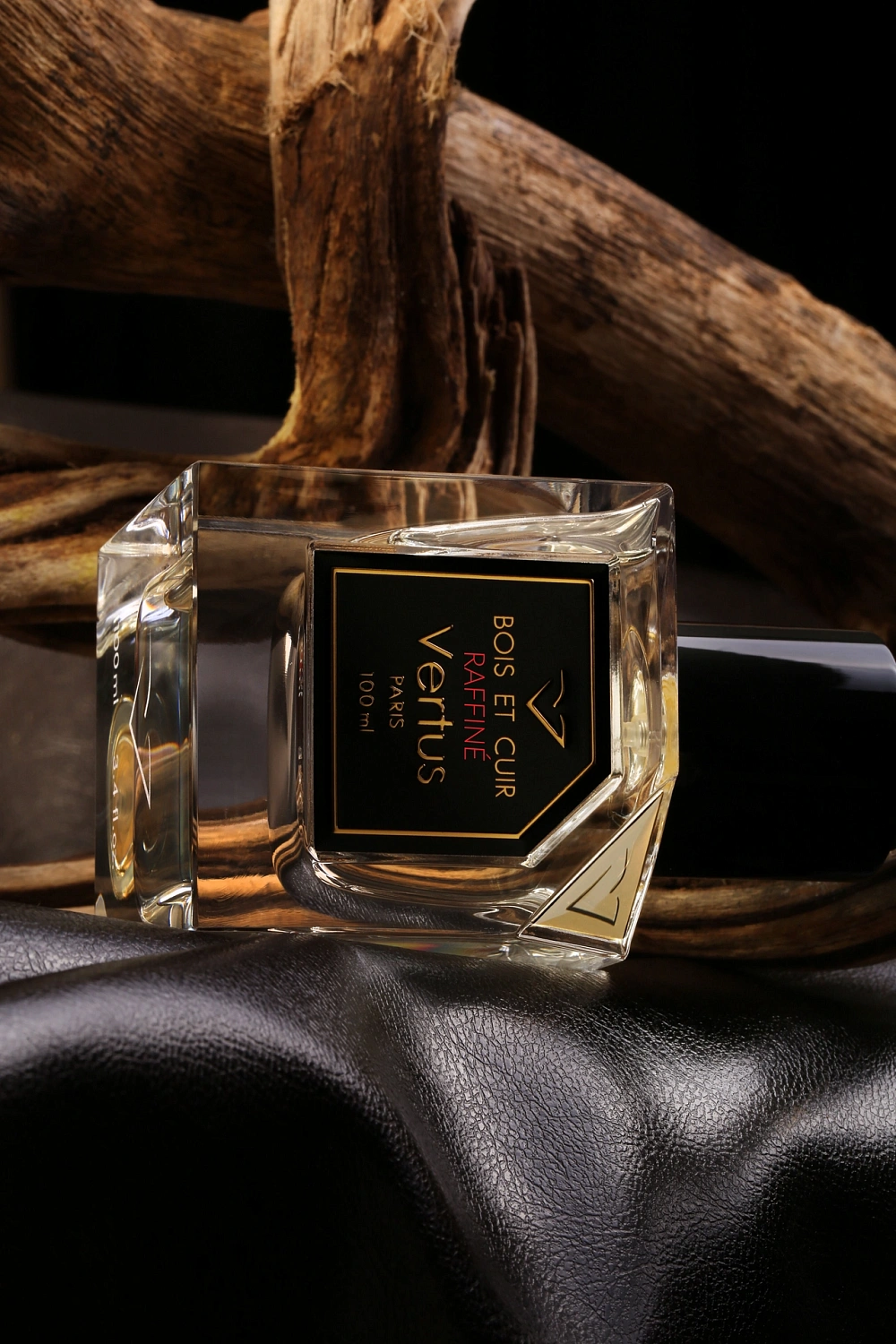 Vertus Bois et Cuir Raffine