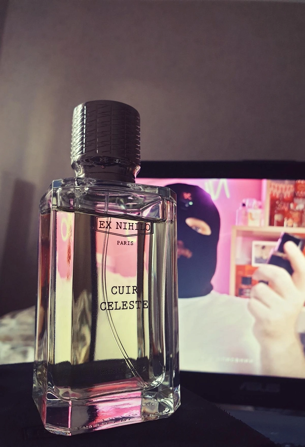 Ex Nihilo Cuir Celeste Par Mathieu Cesar