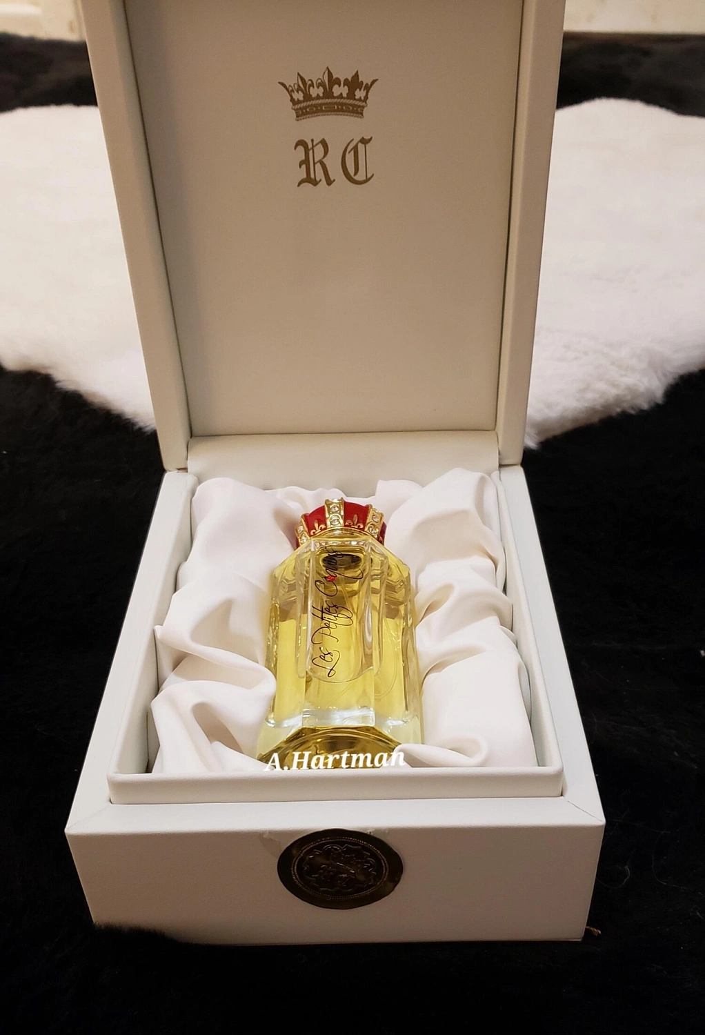 Royal Crown Les Petits Coquins