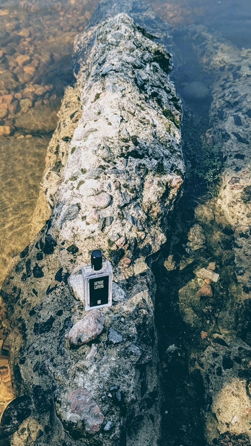 Serge Lutens Le perce-vent