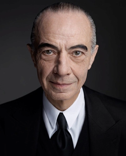Открыть Serge Lutens (Серж Лютанс) Открыть Serge Lutens (Серж Лютанс)