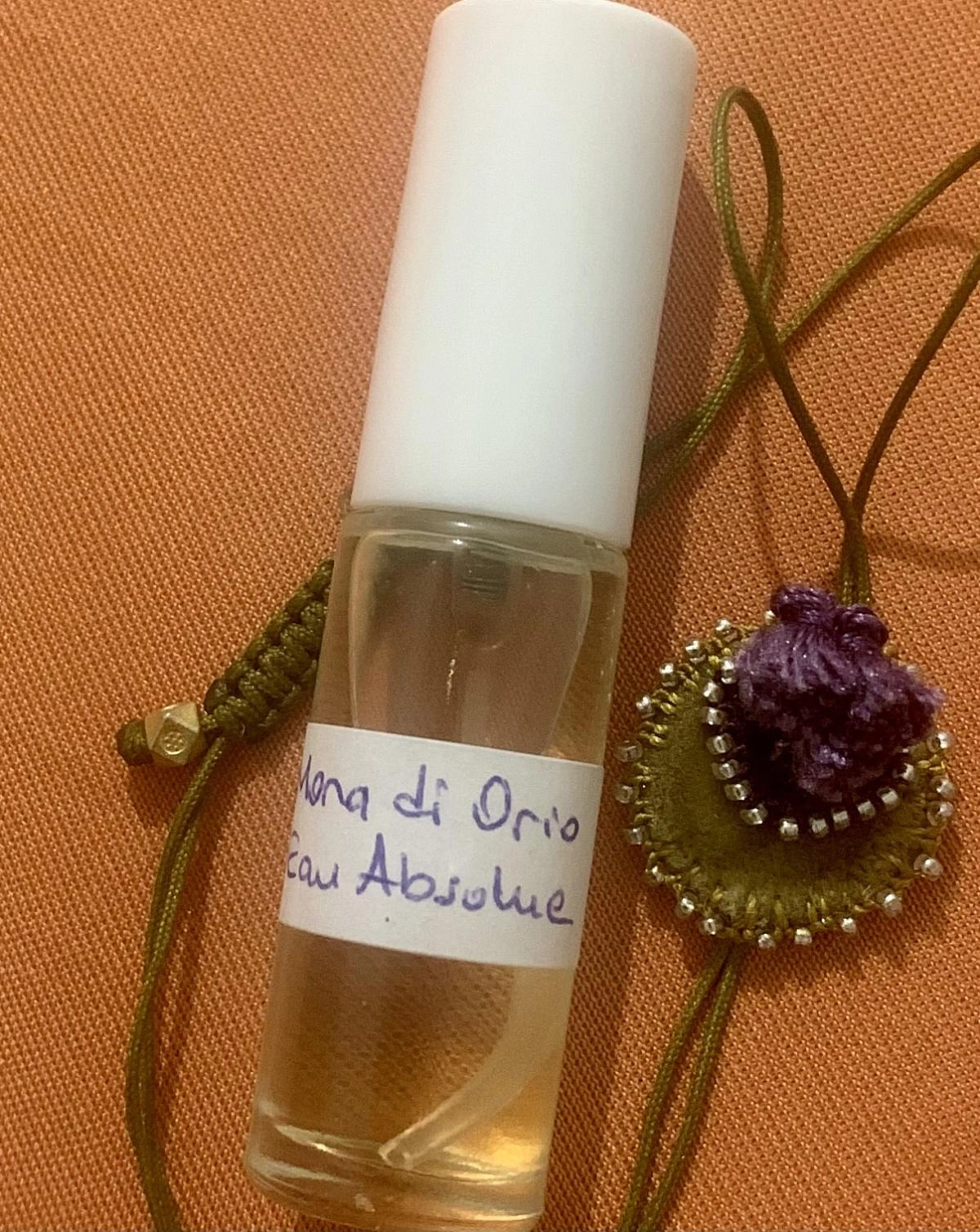 Mona di Orio Eau Absolue