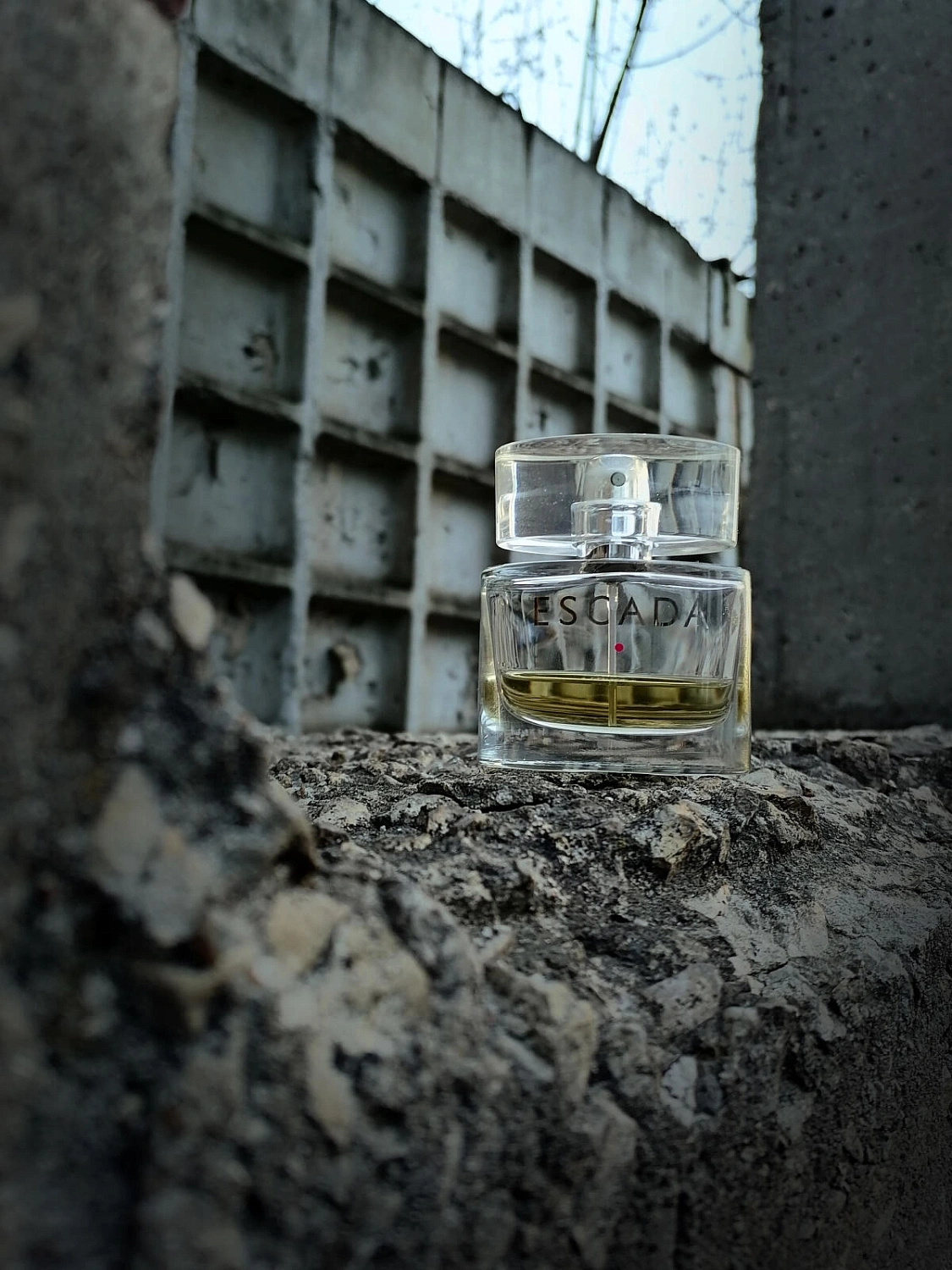 Escada (Signature Crystal)