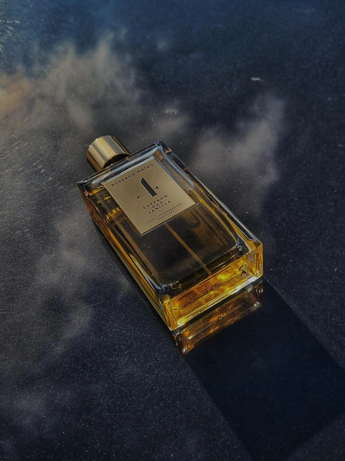 Rosendo Mateu Olfactive Expressions Rosendo Mateu Nº 4 Saffron, Oud, Vanilla