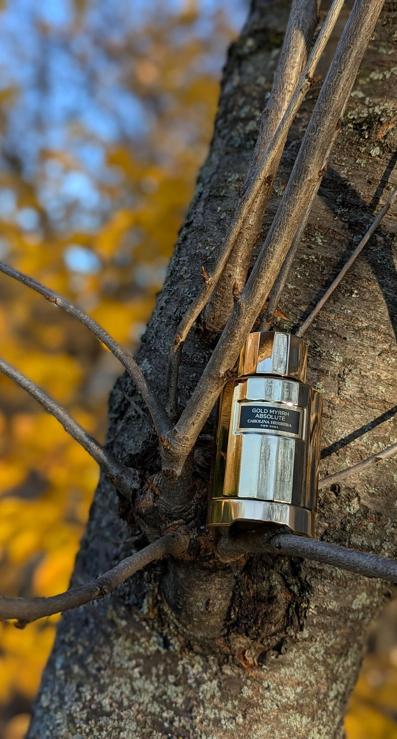 Carolina Herrera Gold Myrrh Absolute