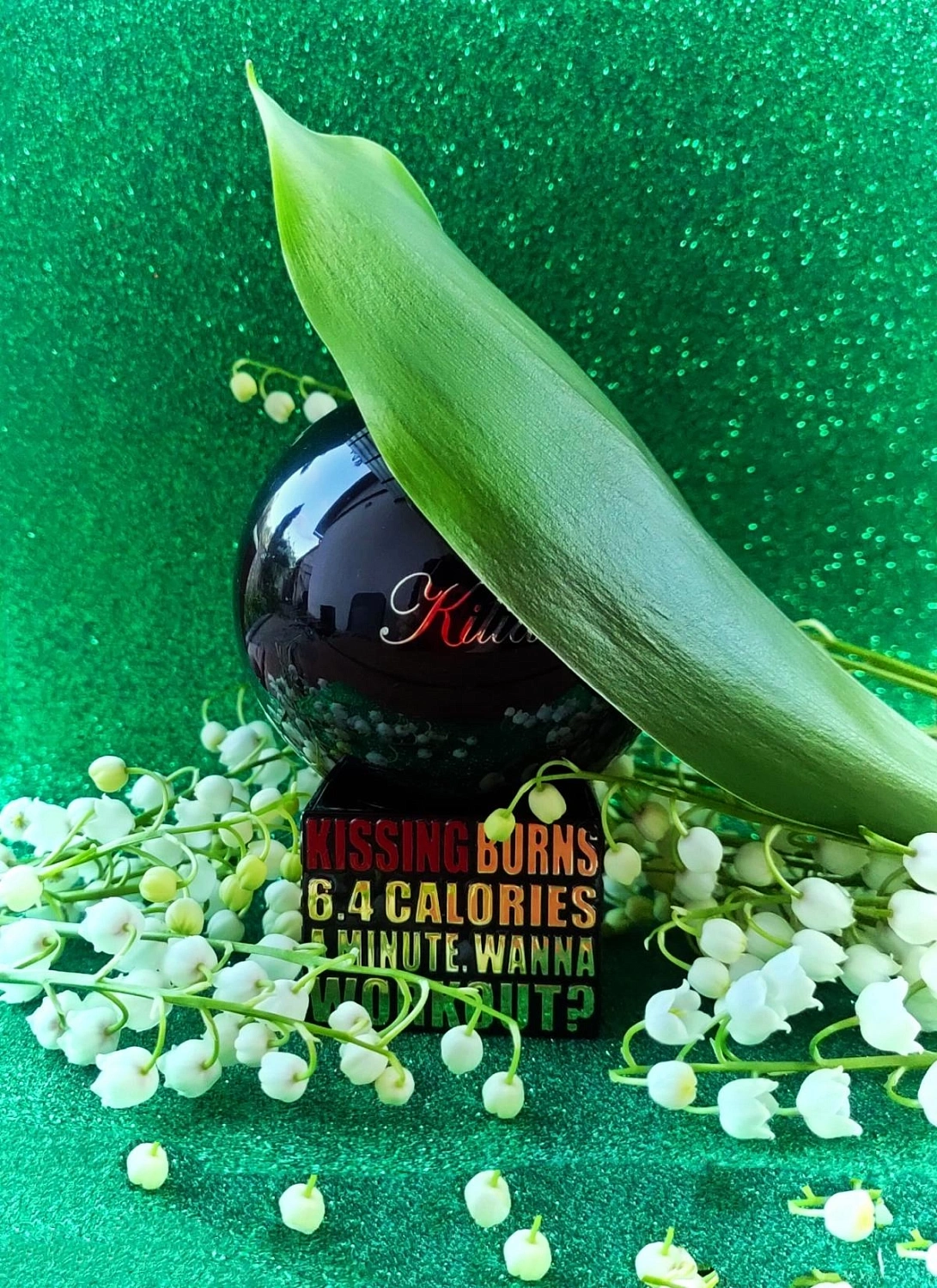 By Kilian Kissing Burns 6.4 Calories An Hour. Wanna Work Out?