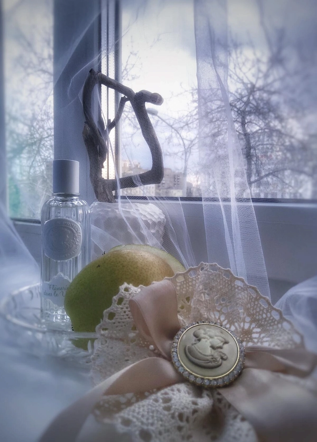 Jeanne en Provence Flanerie Dans La Verger