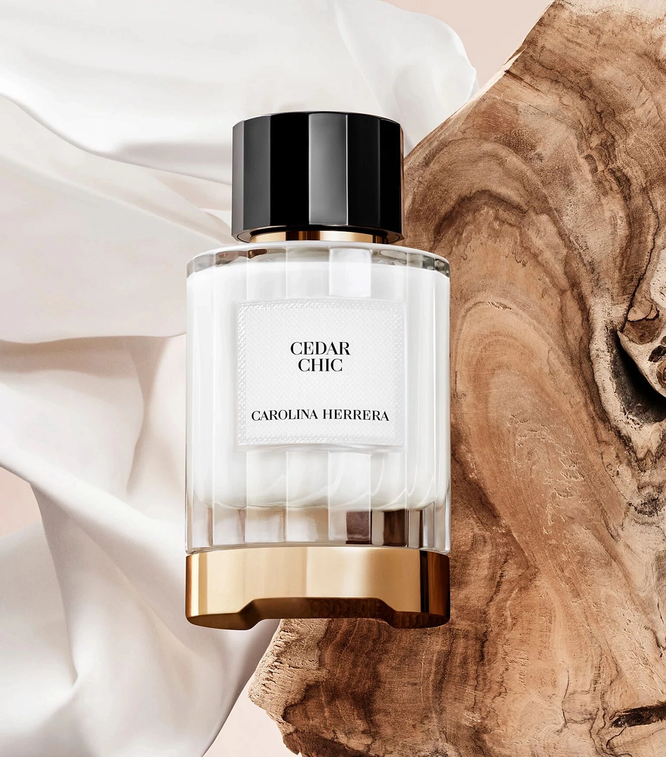 CAROLINA HERRERA Cedar Chic