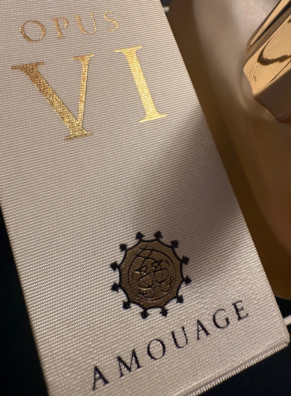 Amouage The Library Collection Opus VI