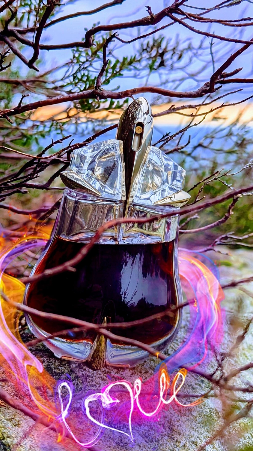 MUGLER Alien Essence Absolue