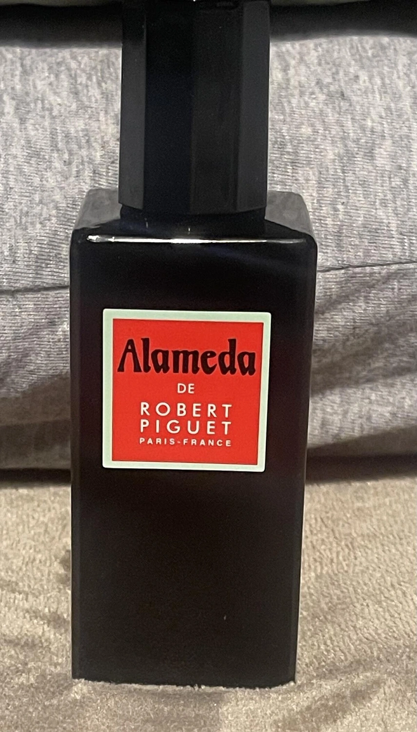 Robert Piguet Alameda