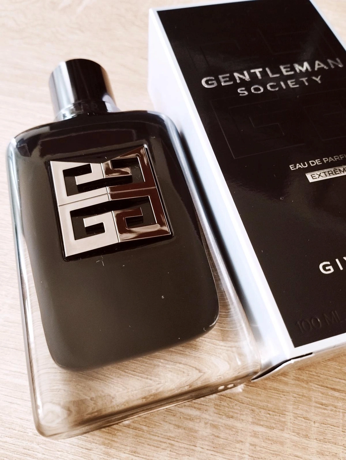 GIVENCHY Gentleman Society Extreme GIVENCHY Gentleman Society Extreme