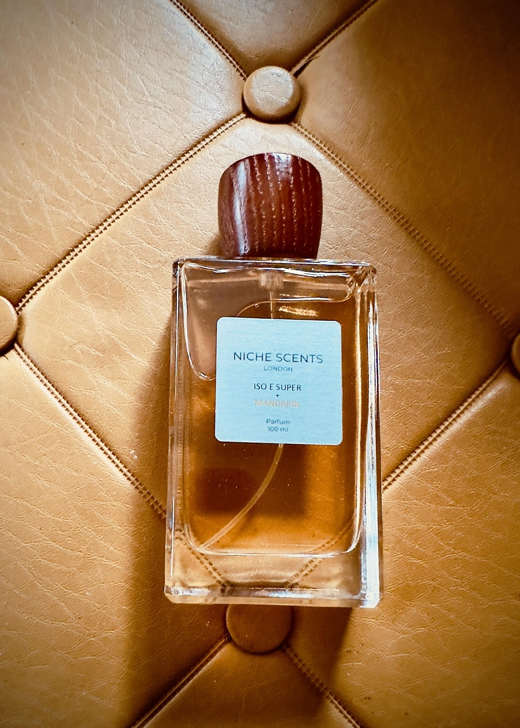 Escentric Molecules 01 + Mandarin